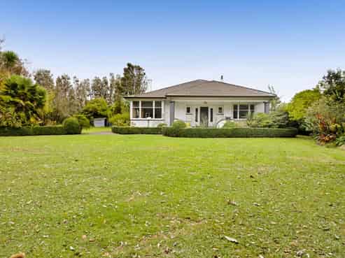 1170 A South Road, Manaia