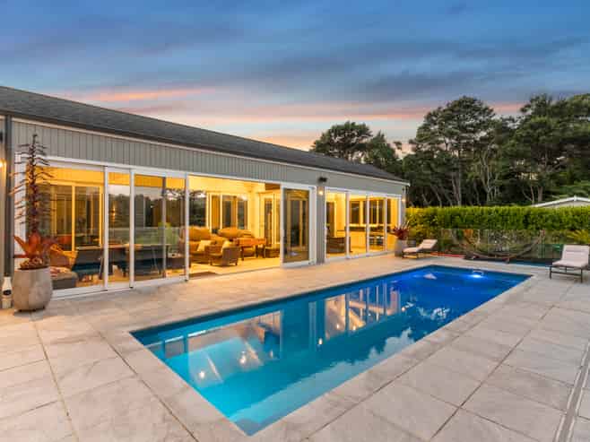 20 Stevensons Crescent, Albany Heights