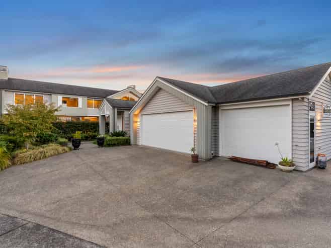20 Stevensons Crescent, Albany Heights