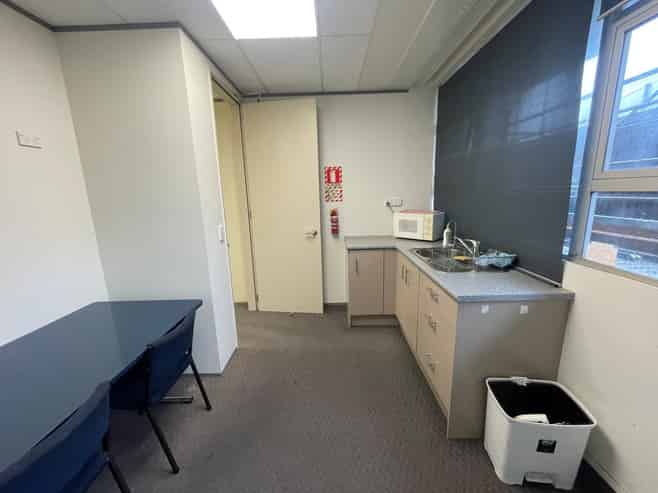 Office spaces available from 42–170sqm