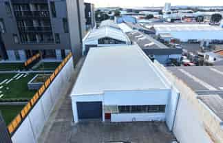 258sqm industrial with yard - Onehunga