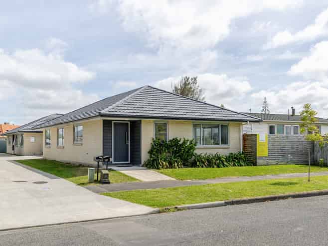 140 Rugby Street, Awapuni