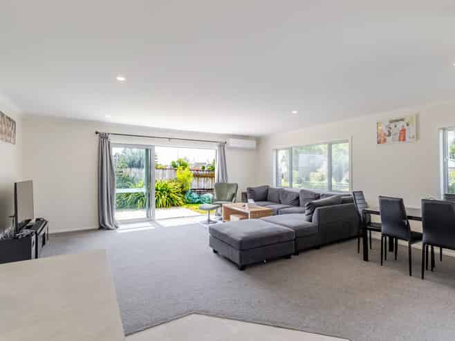 140 Rugby Street, Awapuni