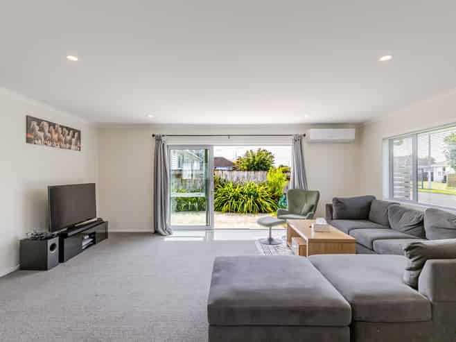 140 Rugby Street, Awapuni