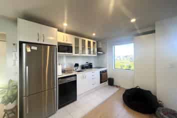 4j/6 Piwakawaka Street, Eden Terrace