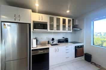 4j/6 Piwakawaka Street, Eden Terrace