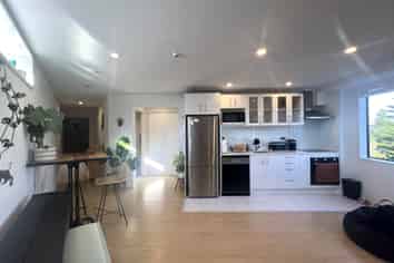 4j/6 Piwakawaka Street, Eden Terrace