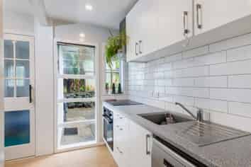 7/63E Owairaka Avenue, Mount Albert