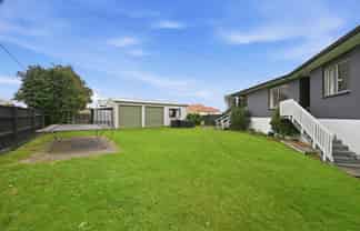 193 Sunset Road, Mangakakahi