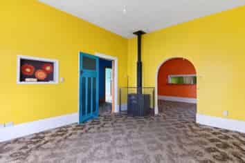 316 Wilsons Road North, Waltham