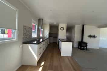 2 Regent Street, Whakapirau