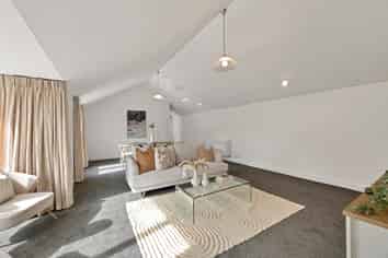24A Birdwood Avenue, Beckenham