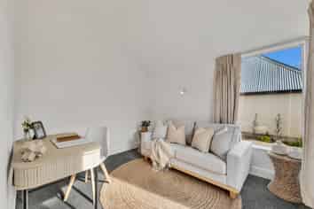 24A Birdwood Avenue, Beckenham