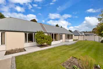 24A Birdwood Avenue, Beckenham