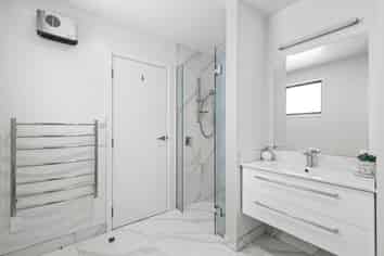 12 Waenga Drive, Cromwell