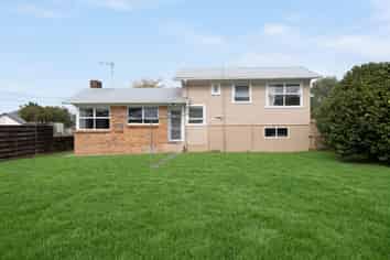 24 Larnach Street, Saint Andrews