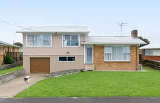 24 Larnach Street, Saint Andrews