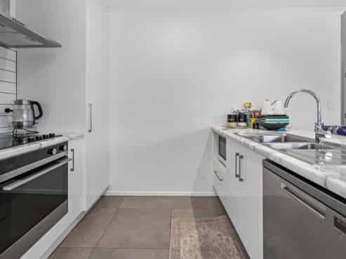 5 Royal St Annes Drive, Kamo