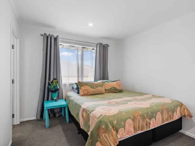 5 Royal St Annes Drive, Kamo