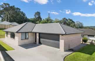 5 Royal St Annes Drive, Kamo
