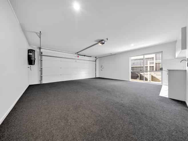 3 Kaitune Drive, Flat Bush