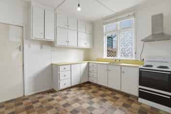 27 Sidey Street, Calton Hill