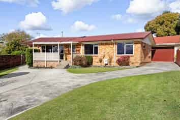 8 Magenta Place, Dinsdale