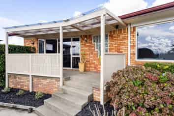 8 Magenta Place, Dinsdale