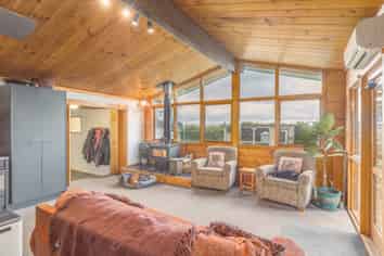 95 Dunns Avenue, The Pines Beach