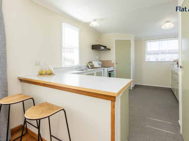 705 Avenue Road West, Saint Leonards
