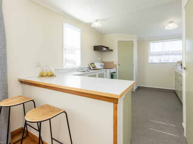 705 Avenue Road West, Saint Leonards