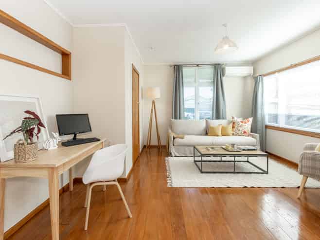 705 Avenue Road West, Saint Leonards