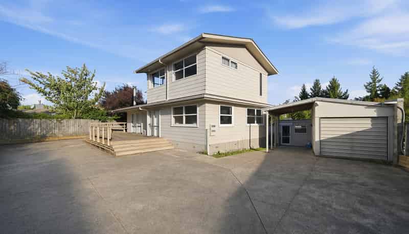 50 Alison Street, Mangakakahi