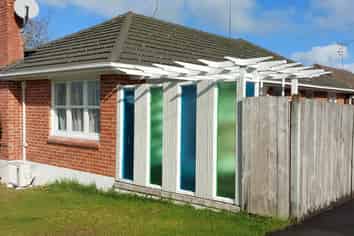 72 Tiriroa Ave, Te Atatu South