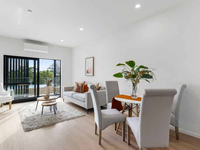8/38 Fairlands Avenue, Waterview