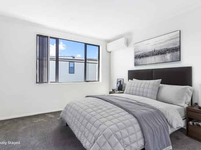 5 Saddleback Crescent, Papakura