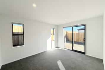 11 Robson Drive, Lincoln