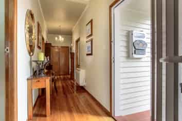 99 Symonds Street, Royal Oak