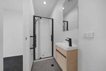 2/9 Oregon Avenue, Avondale