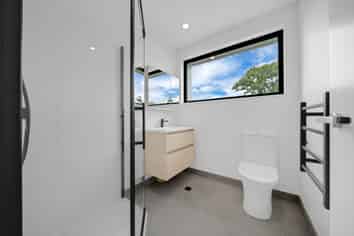 2/9 Oregon Avenue, Avondale