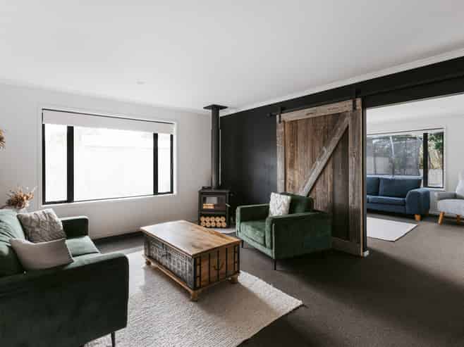 15 Clover Lane, Pyes Pa