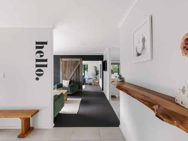 15 Clover Lane, Pyes Pa