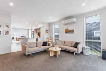 6 Taitonga Lane, Stanmore Bay