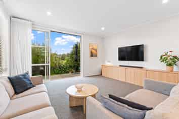 6 Taitonga Lane, Stanmore Bay