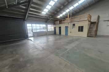 Flexible Industrial Space & Yard