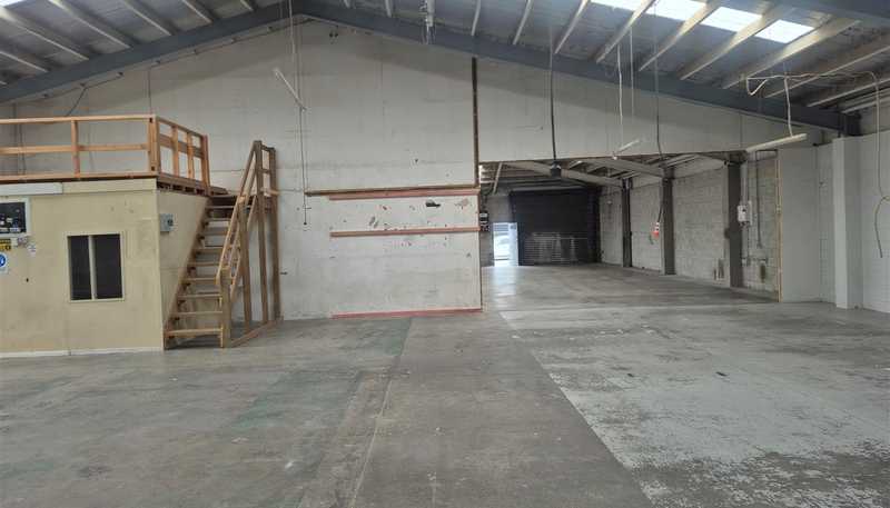  85 Thackeray Street, Waltham