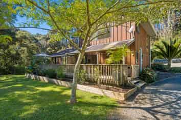 45 James Street, Sandspit