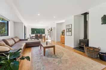 45 James Street, Sandspit