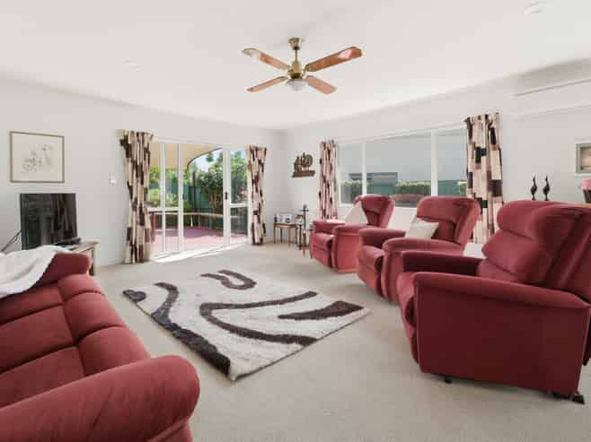 10 Evansbel Place, Papamoa