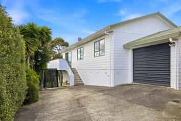 4b Knott Road, Stanmore Bay